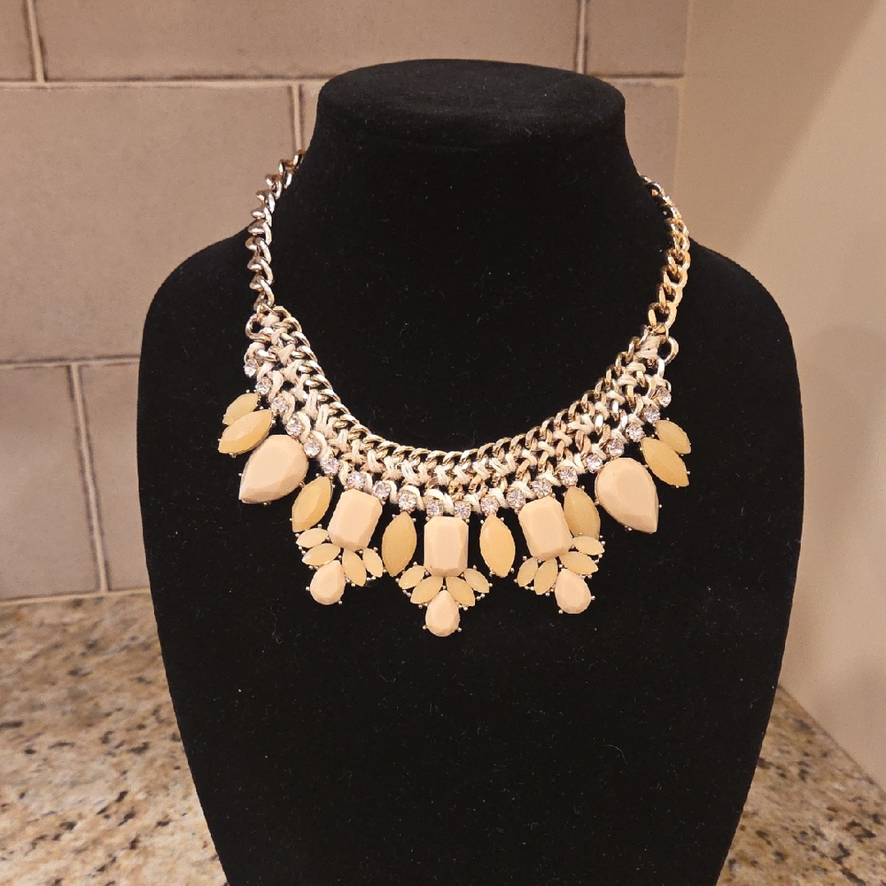 Elegant Gold and Cream Statement Necklace
